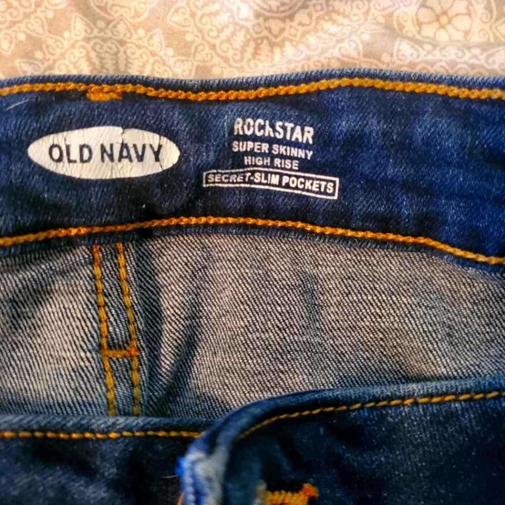 Old Navy Rockstar Super Skinny